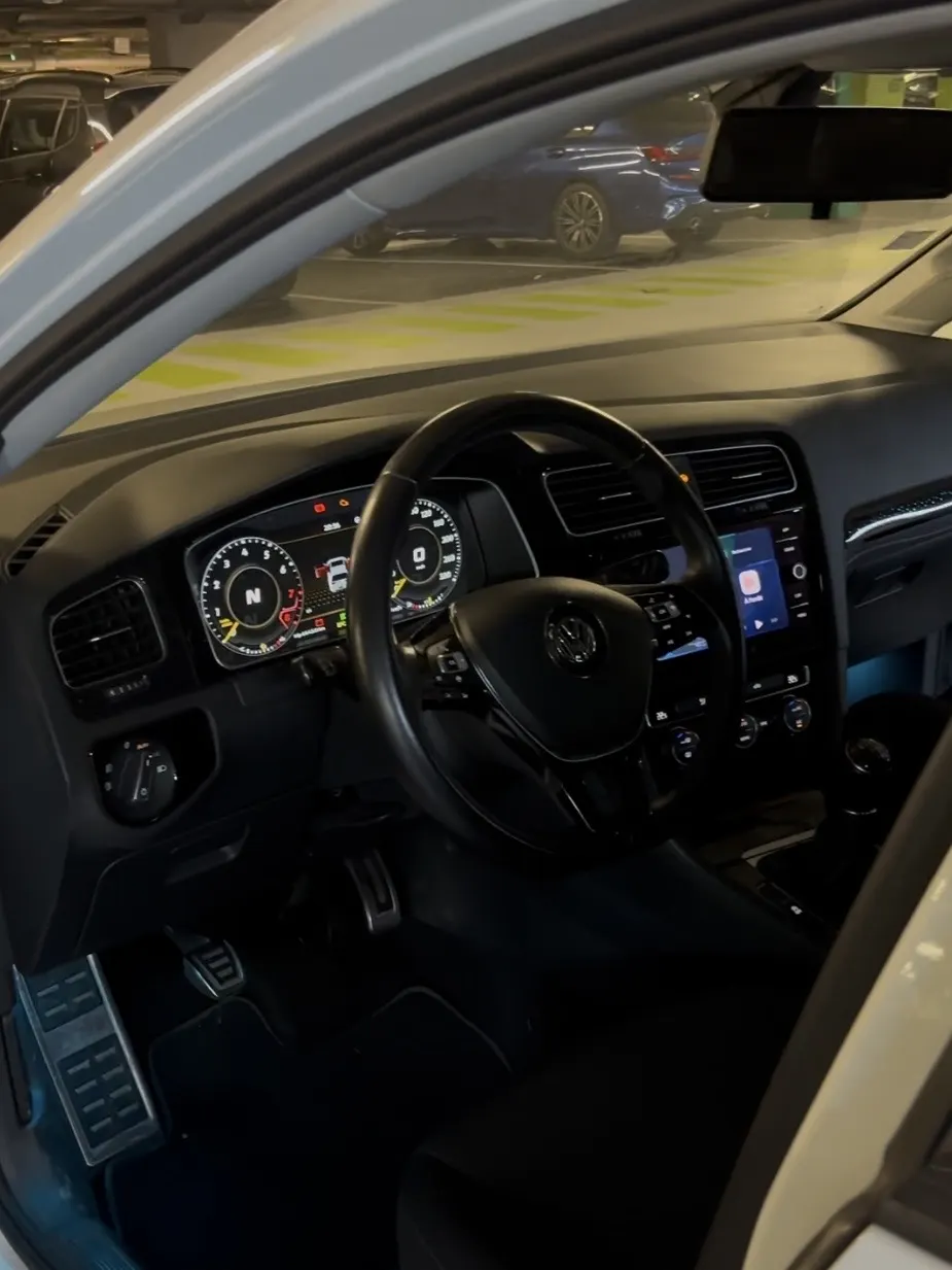 Volkswagen Golf 2019, photo 5 sur 5