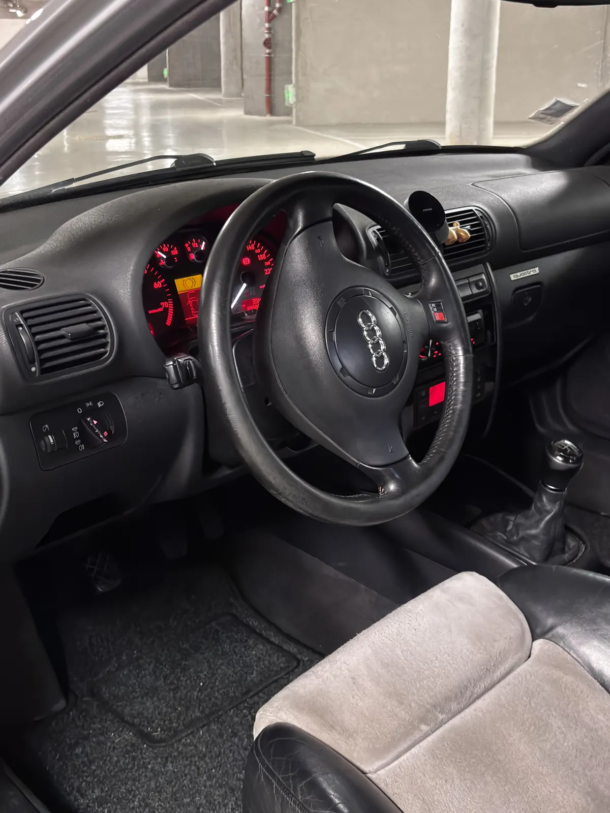 Audi S3 1999, photo 7 sur 7