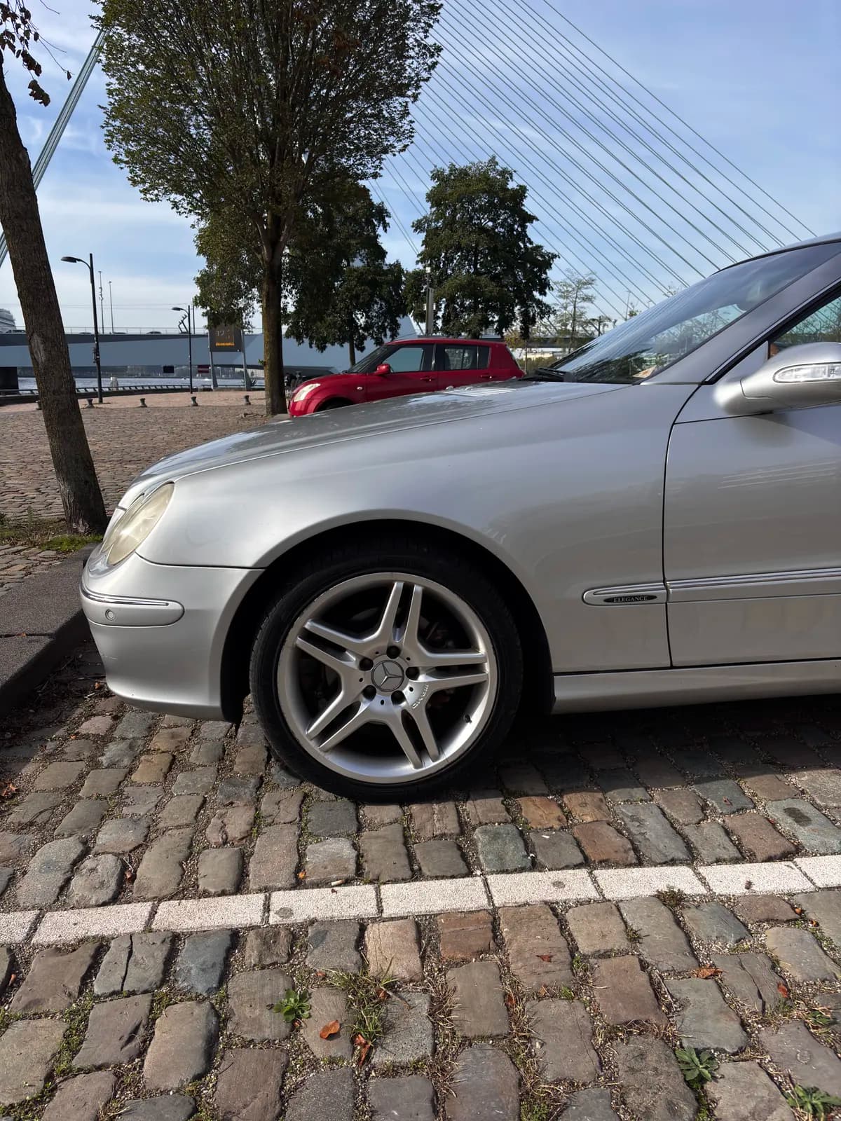 Mercedes CLK 320 2003, photo 3 sur 5