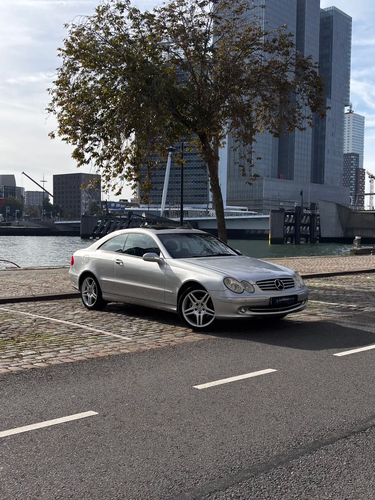 Mercedes CLK 320 2003, photo 1 sur 5